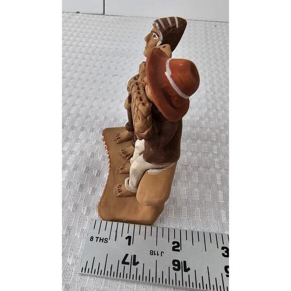 Vintage Peruvian Handmade Clay‎ Figurine Guitar and Flute Players - Picture 6 of 9